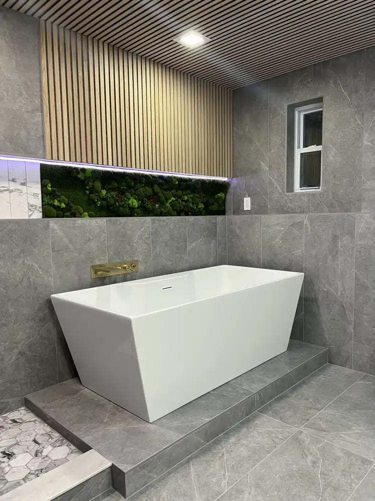 Tw bath tub moss